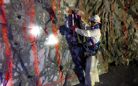 Cannot view this image? Visit: https://www.miningstockeducation.com/wp-content/uploads/2019/11/49553_b108adc2d48bc99c_003.jpg