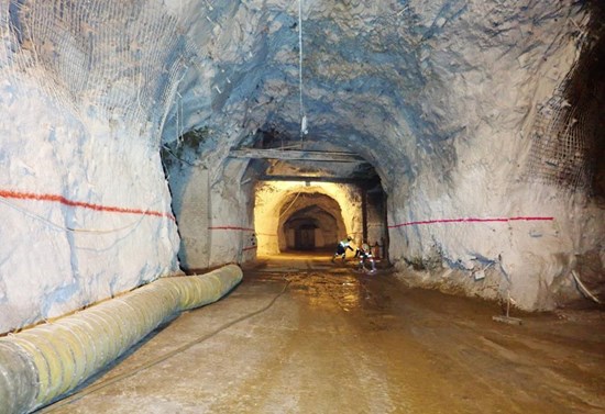 Cannot view this image? Visit: https://www.miningstockeducation.com/wp-content/uploads/2019/11/49553_b108adc2d48bc99c_009.jpg