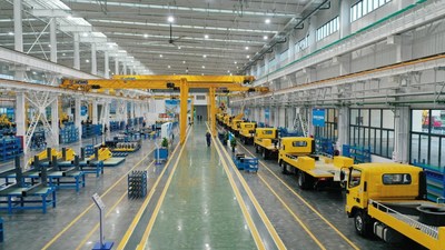 XCMG’s Intelligent Manufacturing Base for Urban Operation-Specific Vehicles Completed and Production Commences.