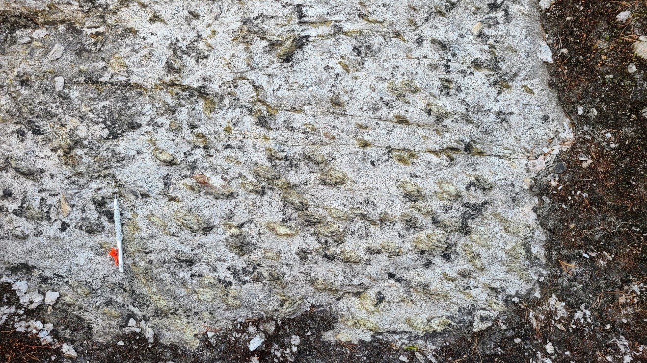 A picture containing rock
Description automatically generated