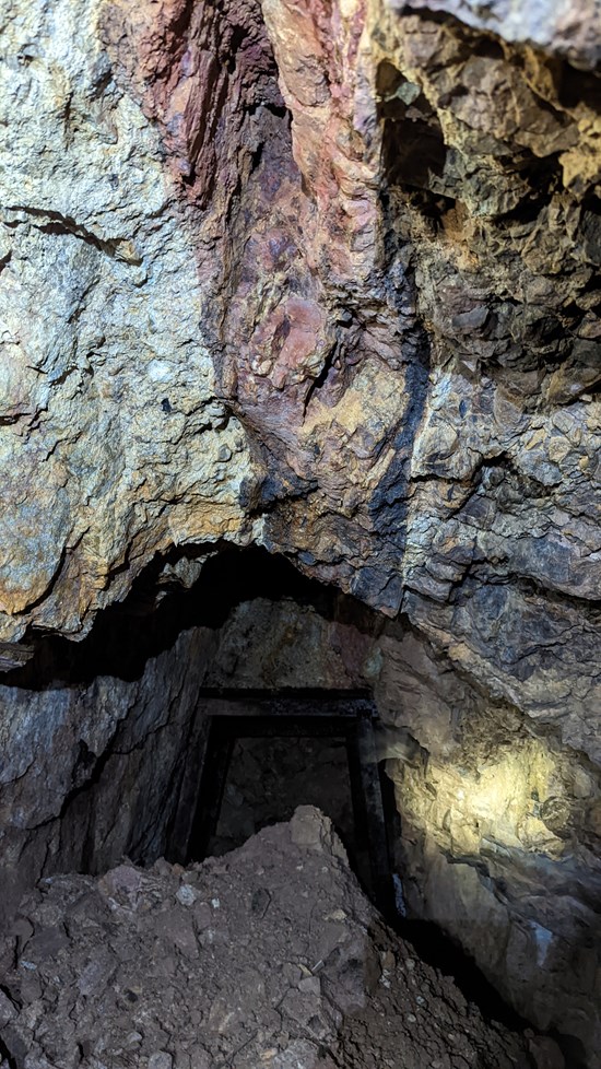 Cannot view this image? Visit: https://www.miningstockeducation.com/wp-content/uploads/2022/07/130605_4f830380b4a598c1_002.jpg
