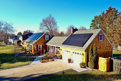 National Solar Tour participants will be able to speak to property owners across the U.S. like the owners of this 2,200 sq. ft. Net Zero Cape Cod home in Minneapolis, Minnesota, whose 10.54 kW solar array allows EEBA Executive Director Aaron Smith and his family to live comfortably and sustainably without worrying about skyrocketing energy costs!