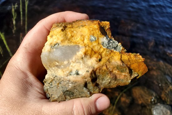 Cannot view this image? Visit: https://www.miningstockeducation.com/wp-content/uploads/2022/10/141484_d0822c74b412086e_003.jpg