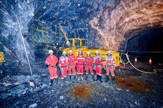 Cannot view this image? Visit: https://www.miningstockeducation.com/wp-content/uploads/2022/11/144113_a62b1457246bbb7c_016.jpg
