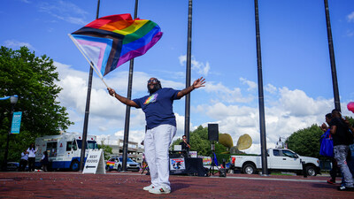 Subaru of America’s five employee resource groups (ERGs) are led by employees who work to create ways to connect, learn, and grow. Out+Ally is a network of LGBTQ+ employees and allies that strive to establish community, support, and resources for LGBTQ+ colleagues at Subaru. Subaru teammates participated in the Camden County Police Department’s Camden Pride Walk on June 30, 2023.