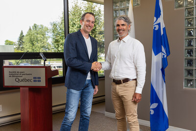 Damien Steel, le PDG de Deep Sky et Donald Olivier, le président-directeur général de la Société du parc industriel et portuaire de Bécancour (SPIPB)
