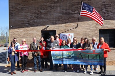 Aleut Federal leadership and Paducah Area Chamber of Commerce members celebrate the grand opening of Aleut Federal’s new office with a ribbon-cutting ceremony.