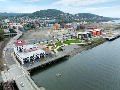 The Bellingham Waterfront District, a former pulp mill site, is being redeveloped into a thriving live-work community. (CNW Group/Corix District Energy Holdings LP)