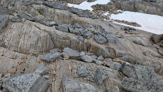 Cannot view this image? Visit: https://www.miningstockeducation.com/wp-content/uploads/2024/11/229472_granite2520outcrop_550.jpg