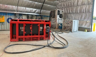 Battery Charging Station on Surface (CNW Group/Foran Mining Corporation)