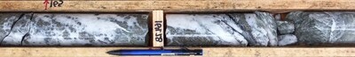 Aguilar vein intercept from hole DH369: 6.56 metres starting from a depth 158.11 metres (5.22 metres estimated true width) of 3.14 g/t Au and 592 g/t Ag (828 g/t AgEq). (CNW Group/Outcrop Silver & Gold Corporation)