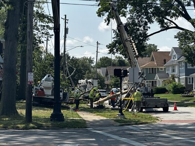 FirstEnergy Corp. received an Emergency Recovery Award from the Edison Electric Institute (EEI) for its response in restoring power to hundreds of thousands of customers in northeast Ohio following a historic weather event in August 2024 that brought severe thunderstorms, wind and tornadoes.
