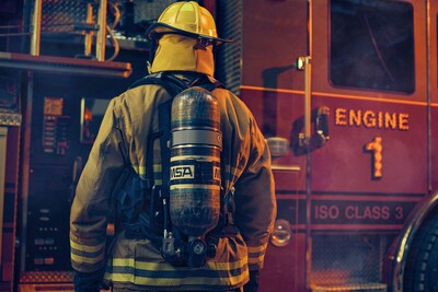 Announced at FDIC 2025 and building on 10 years of continuous innovation, the MSA® G1™ SCBA XR Edition is the latest evolution of the G1 SCBA. It features enhancements to the breathing air regulator and to various soft goods, including the straps, lumbar pad, and emergency and quick-fill pouches.
