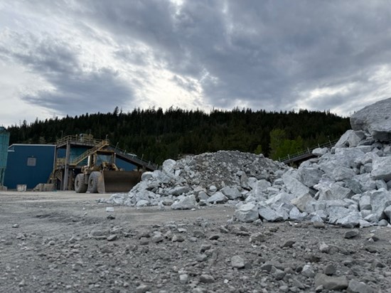 Cannot view this image? Visit: https://www.miningstockeducation.com/wp-content/uploads/2025/05/252869_b7af7d52346f38ab_001.jpg