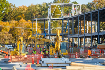 Gray team members work at the QTS data center campus in New Albany, OH