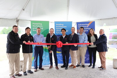 Representatives from Toyota Boshoku Illinois and project partners Onyx Renewables, Sol Systems, and Nelnet Renewable Energy celebrate the launch of Toyota Boshoku Illinois' largest onsite solar energy system to date, at the company's plant in Lawrenceville, Ill., on Wed., March 28, 2025.