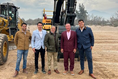 The Baeza Group Family Meets with TECfusions' Simon Tusha at the Puente Alto Campus