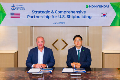 On Thursday, June 19th (local time), Hannae Choi, Vice President and Head of Corporate Planning Division at HD Korea Shipbuilding & Offshore Engineering (right), and Dino Chouest, Executive Vice President of ECO are taking a commemorative photo following the signing ceremony of a strategic and comprehensive collaboration to construct containerships in the United States.