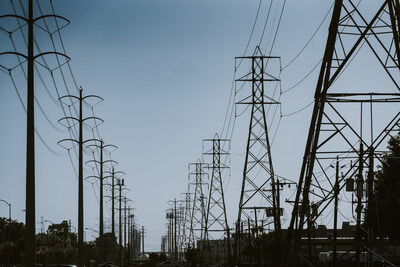 Transmission lines in Houston, Texas. Credit: The Pew Charitable Trusts