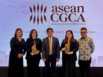 (L-R) Ayala Corporation Compliance Manager Melody B. Trinidad; Ayala Corporation Chief Legal Officer, Chief Compliance Officer, Corporate Secretary and Corporate Governance Group Head Franchette M. Acosta; Securities and Exchange Commission Chairman Francis Edralin Lim; Ayala Corporation Assistant Corporate Secretary and Corporate Secretarial Services Head Carmela G. Austria; and Securities and Exchange Commission Commissioner McJill Bryant Fernandez at the 2025 ASEAN Corporate Governance Conference and Awards in Kuala Lumpur, Malaysia, July 24, 2025.