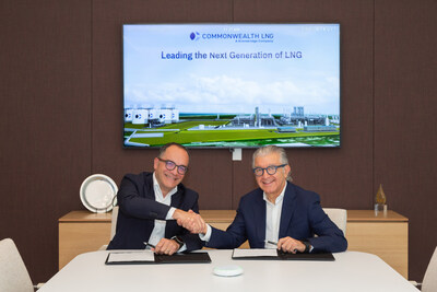 (left) Technip Energies Senior VP Gas & Low Carbon Energies Mario Tommaselli and Commonwealth President and CEO Farhad Ahrabi