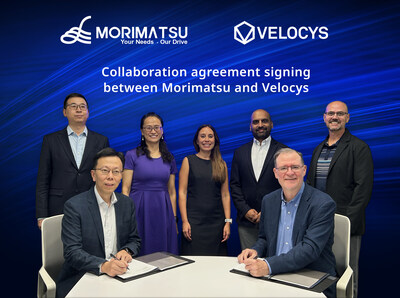 Agreement signing ceremony between Morimatsu Heavy Industry CEO Sheng Ye and Velocys CEO Matthew Viergutz