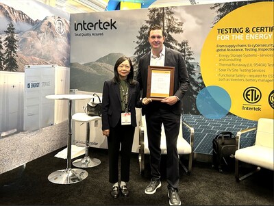 Ms. Joan Li, Vice President of Intertek Greater China (left) and Mr. Charles Conwell, CEO of Novele (right) witnessed the certification ceremony Ms. Joan Li, Vice President of Intertek Greater China (left) and Mr. Charles Conwell, CEO of Novele (right) witnessed the certification ceremony