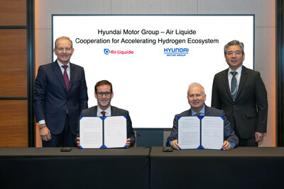 (from left to right) François Jackow, Group CEO, Air Liquide; Erwin Penfornis, Group Vice President, Air Liquide Hydrogen Energy World Business Line; Ken Ramirez, Executive Vice President, Hyundai Motor Group Energy & Hydrogen Business Division; Jaehoon Chang, Vice Chair, Hyundai Motor Group