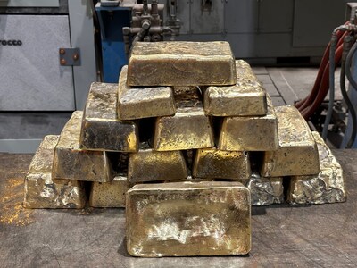 Gold bars at the Hemlo Mine in Marathon, Ontario, following Hemlo Mining's inaugural gold pour, which produced approximately 6,704 ounces of gold. (CNW Group/Hemlo Mining Corp.)