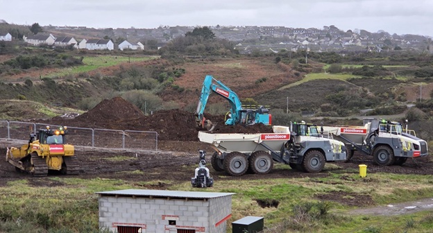 Pre-concentration plant excavation work.