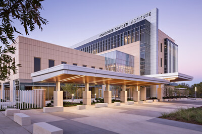 Moncrief Cancer Center RS4 Aluminum Composite Cladding, Armetco Systems - Architectural Fabrication