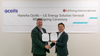 Chris Hodrick, CEO of Qcells EPC and Jaehong Park, CEO and President at LG Energy Solution Vertech