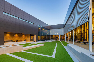 Armetco's RS4 Aluminum Composite Cladding on the Little Elm ISD new Walker Middle School building in Little Elm, TX. Architect: Huckabee. Armetco's RS4 Aluminum Composite Cladding on the Little Elm ISD new Walker Middle School building in Little Elm, TX. Architect: Huckabee.