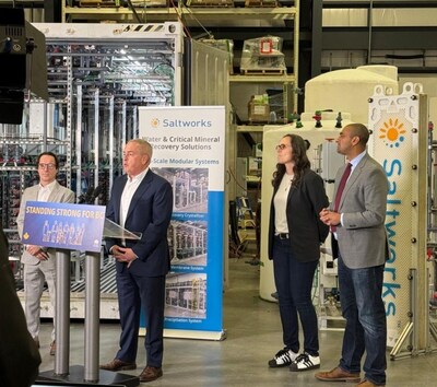 EMP Metals CEO and Saltworks CEO Host BC Minister of Jobs and Economic Growth, and Representatives from the Government of BC, for Announcement of $1 Million in Funding (CNW Group/EMP Metals Corp.) EMP Metals CEO and Saltworks CEO Host BC Minister of Jobs and Economic Growth, and Representatives from the Government of BC, for Announcement of $1 Million in Funding (CNW Group/EMP Metals Corp.)