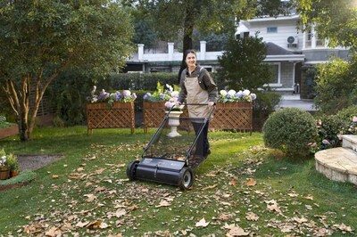 VEVOR Push Lawn Sweeper