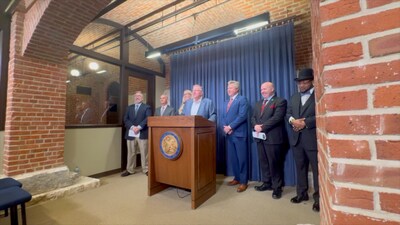 The Clean Energy Choice Coalition, alongside Senators Sue Rezin and Seth Lewis, and representatives from the Illinois Propane Gas Association, Homebuilders and Remodelers Association of Illinois, and the Greater Chicagoland Black Chamber of Commerce, held a press conference announcing the results of a new statewide energy survey in the Blue Room at the Illinois State Capitol.