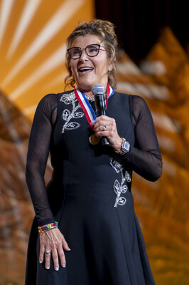 Farryn Melton, C.P.M. honored at ISM Awards Gala with J. Shipman Gold Medal Award Farryn Melton, C.P.M. honored at ISM Awards Gala with J. Shipman Gold Medal Award