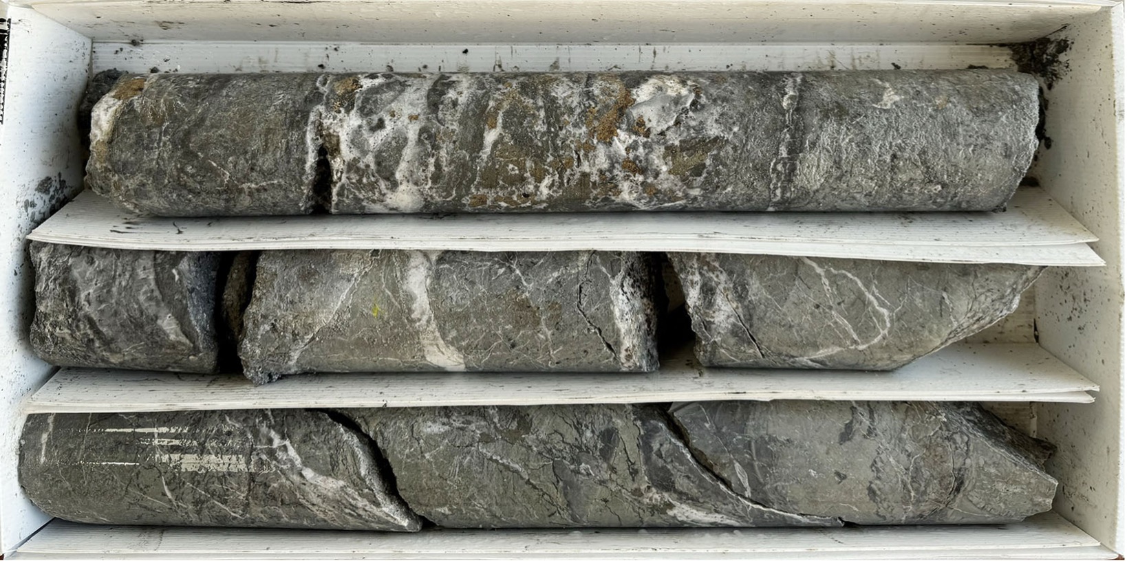 Breccia and quartz veinlets infilled with pyrite-sphalerite-galena. Hole CRI-2026-35: 44.30 to 45.90 m.